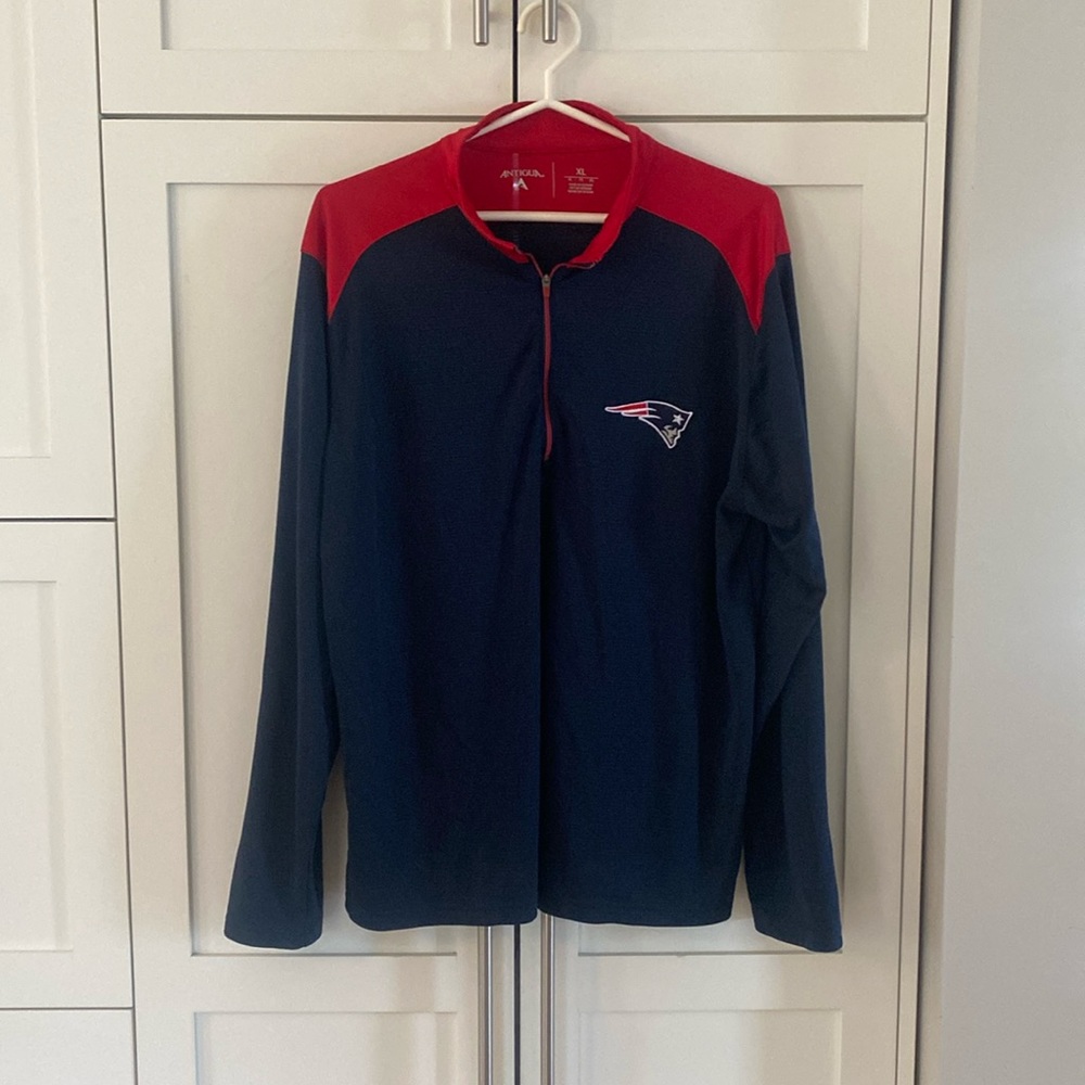 Antigua NFL Golf Quarter Zip Sweater - New England Patriots